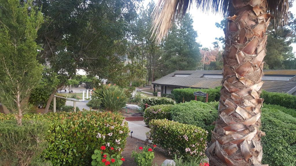 Tuscany Hills Retreat เอสคอนดีโด ภายนอก รูปภาพ