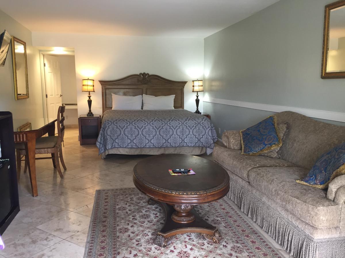 Tuscany Hills Retreat เอสคอนดีโด ภายนอก รูปภาพ