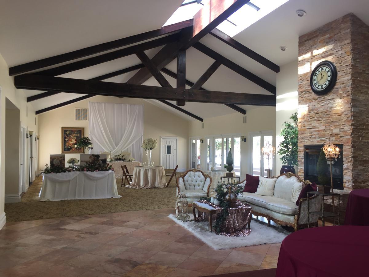 Tuscany Hills Retreat เอสคอนดีโด ภายนอก รูปภาพ