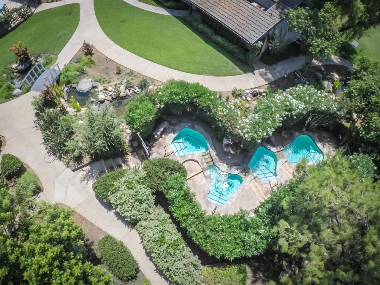 Tuscany Hills Retreat เอสคอนดีโด ภายนอก รูปภาพ
