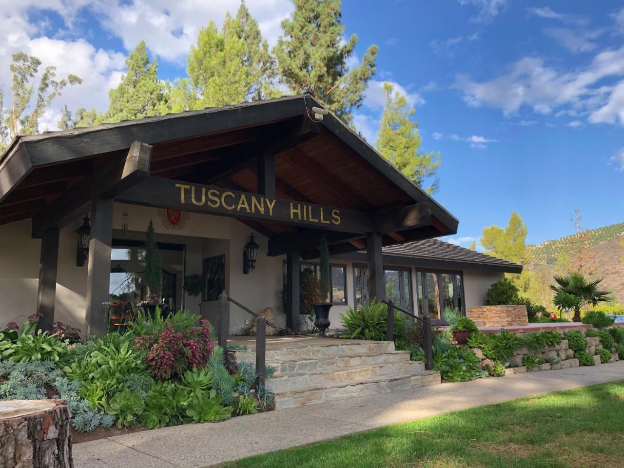 Tuscany Hills Retreat เอสคอนดีโด ภายนอก รูปภาพ